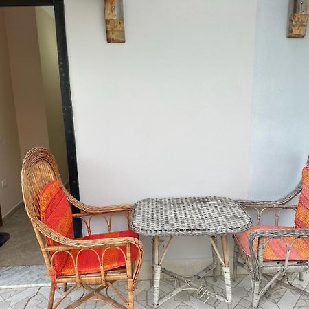 Sunset Sea View - Beachfront Balcony - Ac - Wifi Драч Екстериор снимка